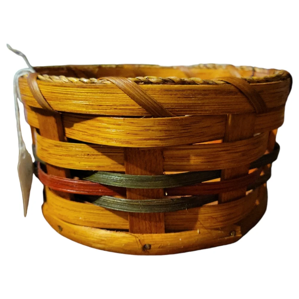 Vtg 2010 Amish Hand Woven Circular Wooden Basket By Frannie A. Schuartz